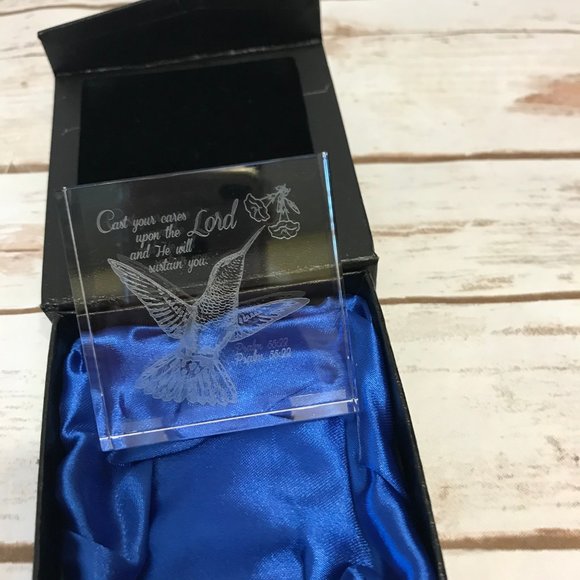 Inspirational Glass Etched Hummingbird with Psalm - Picture 2 of 7